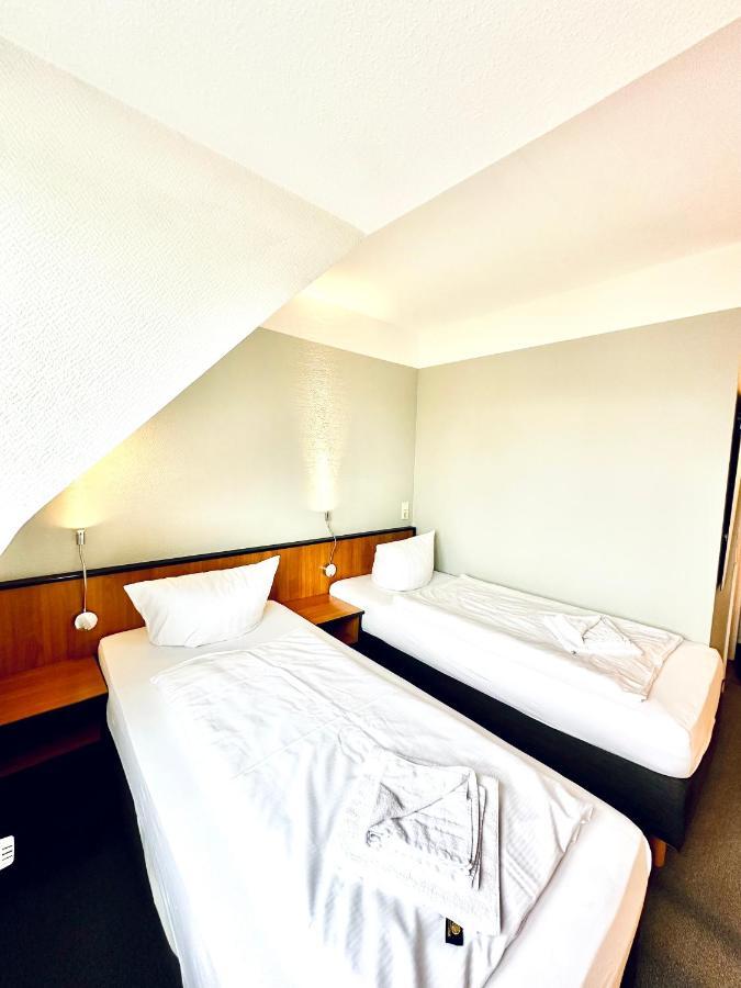 Hotel Brinckmansdorf Rostock Esterno foto