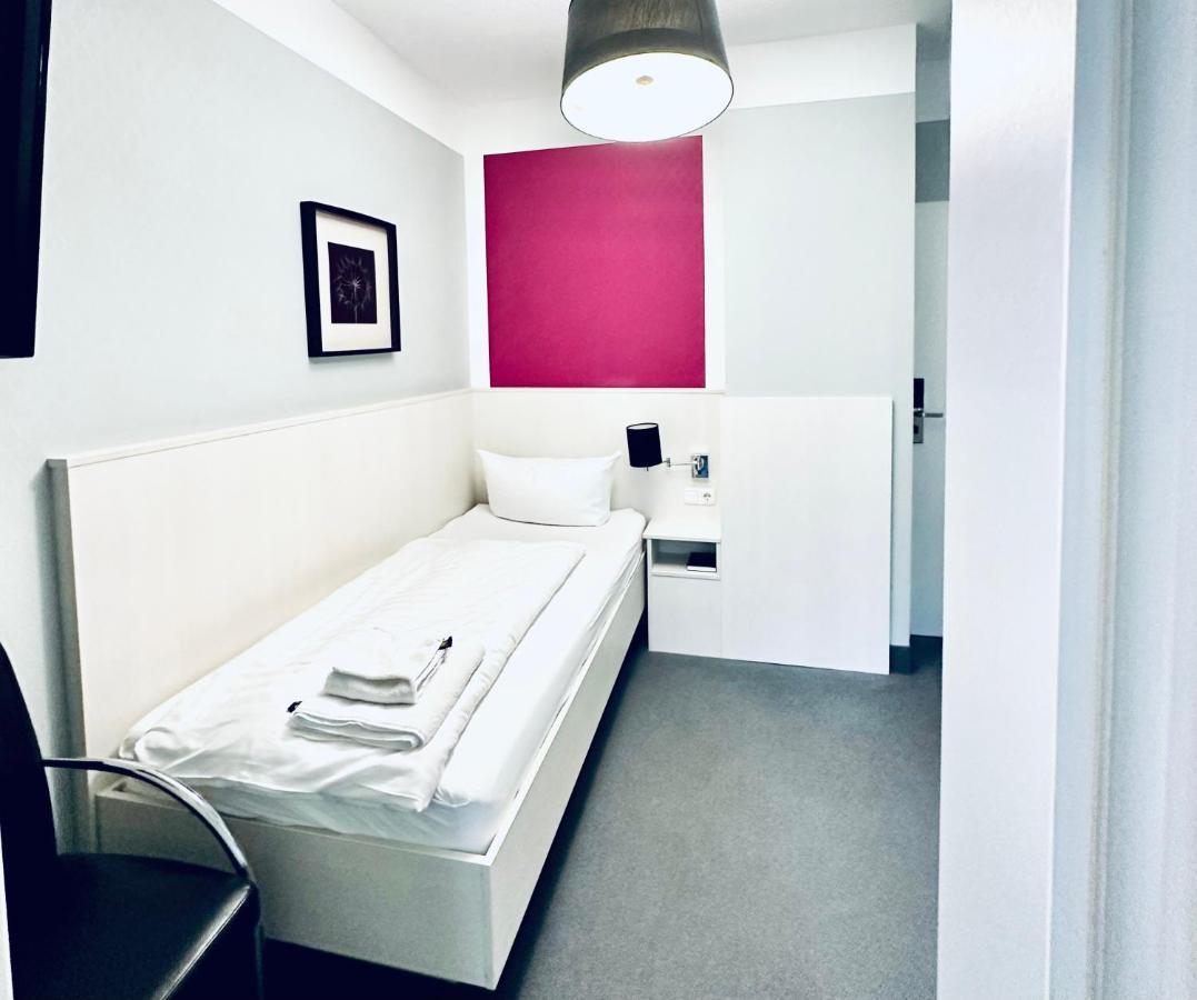 Hotel Brinckmansdorf Rostock Esterno foto