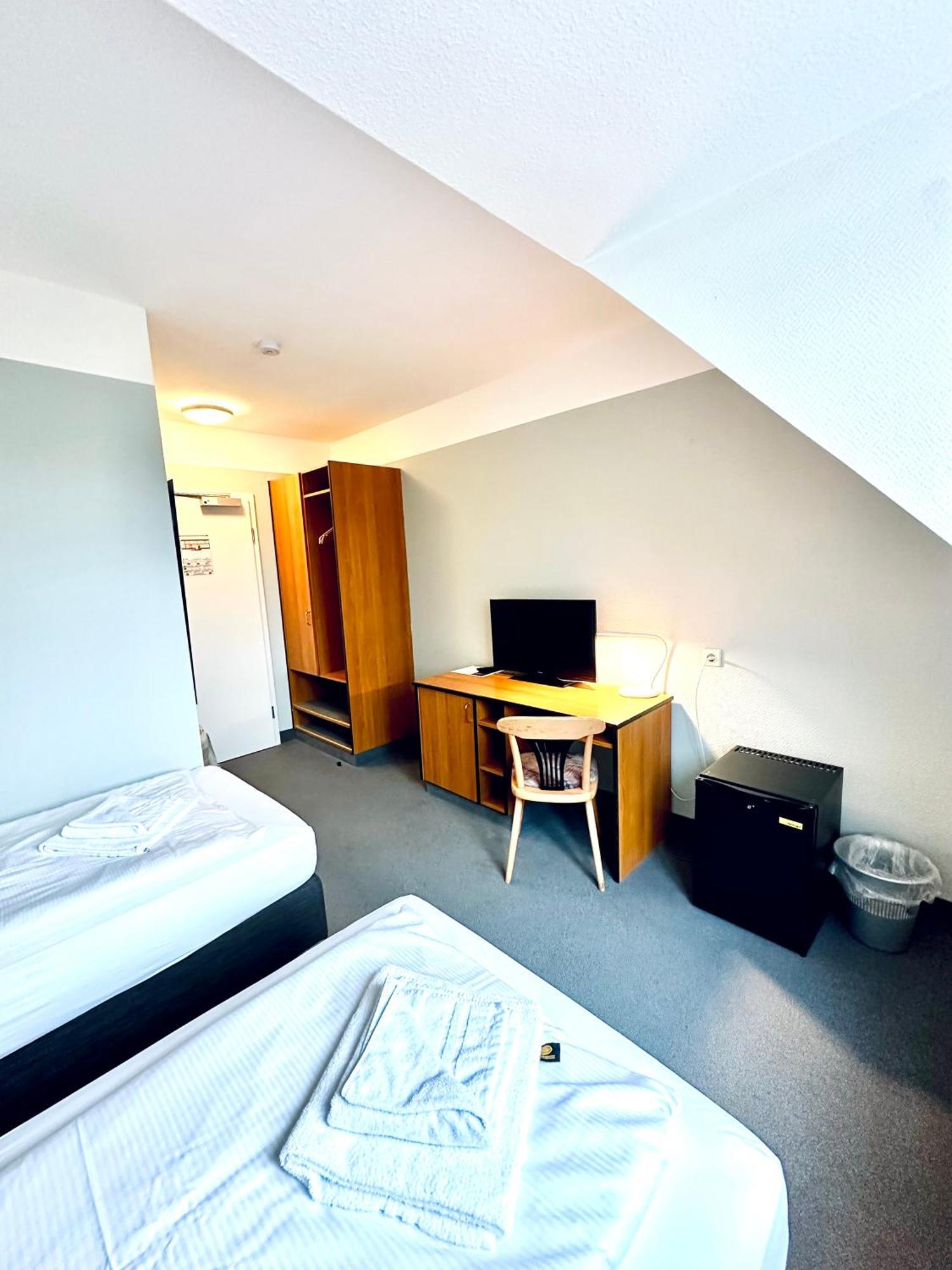 Hotel Brinckmansdorf Rostock Esterno foto